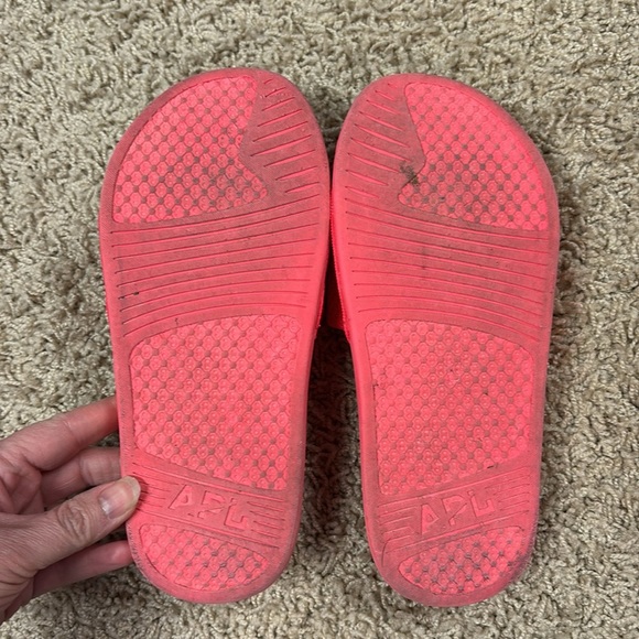 APL neon pink techloom slides sz 5 - Picture 5 of 8
